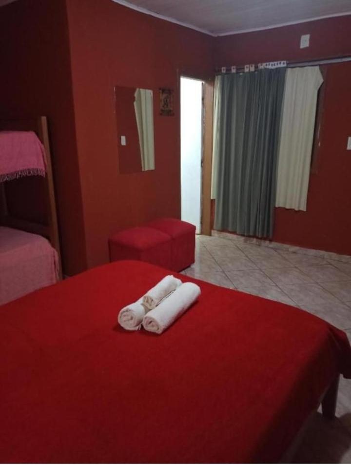 Hotel Y Residencial Amigos Puerto Iguazú Esterno foto
